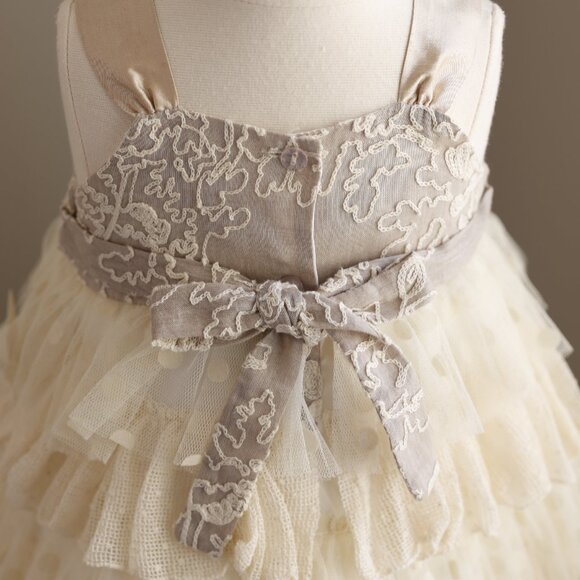 Girl's Linen Silk and Lace Couture Dress Boutique 18 Months Like New Perfect - Picture 7 of 9